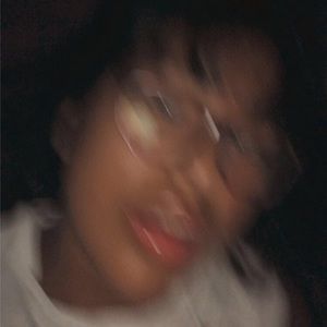 Meet your Posher, Kesly